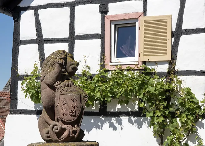 Burggarten 아파트 뉴라이닝언